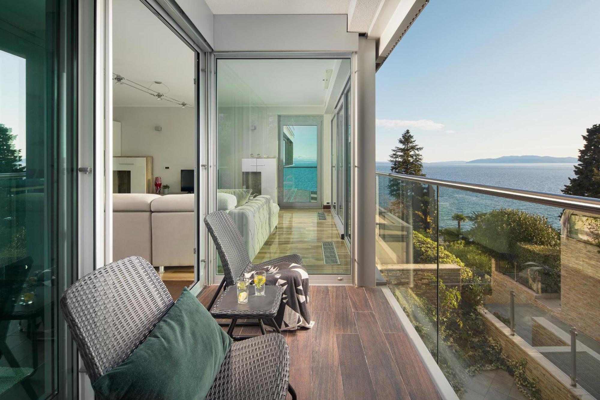 Villa Arentz Residence - Side Sea View Apartments أوباتيا المظهر الخارجي الصورة
